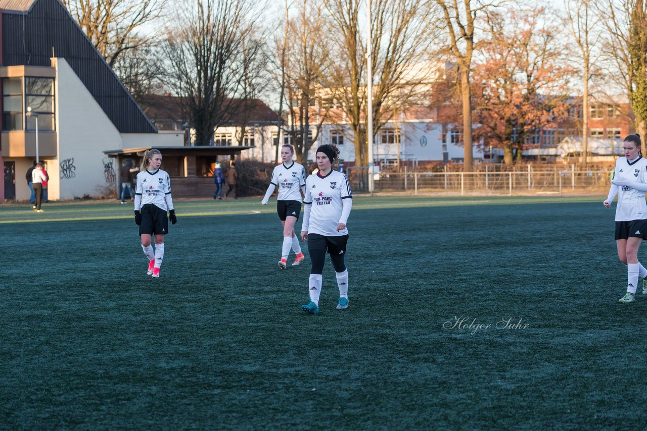 Bild 264 - Frauen SG Holstein Sued - SV Gruenweiss-Siebenbaeumen : Ergebnis: 0:2